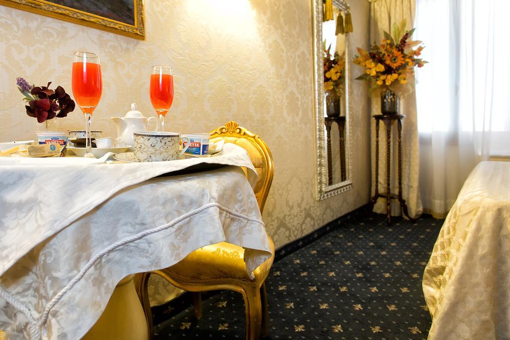 Alojamento de Acomodação e Pequeno-almoço Ca' Della Loggia Veneza